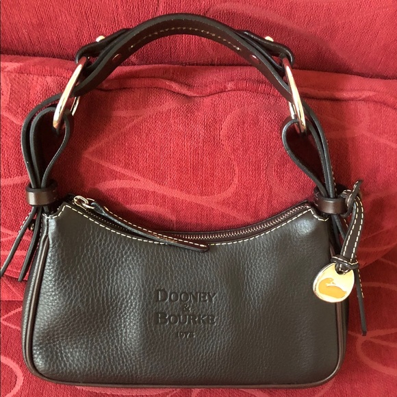 Dooney & Bourke Handbags - Classic Dooney & Bourke Mini Purse..! ❤️